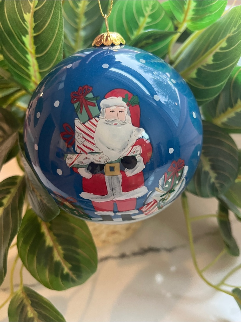 🎅 Pier 1 Li Bien 2022 Santa Glass Ornament